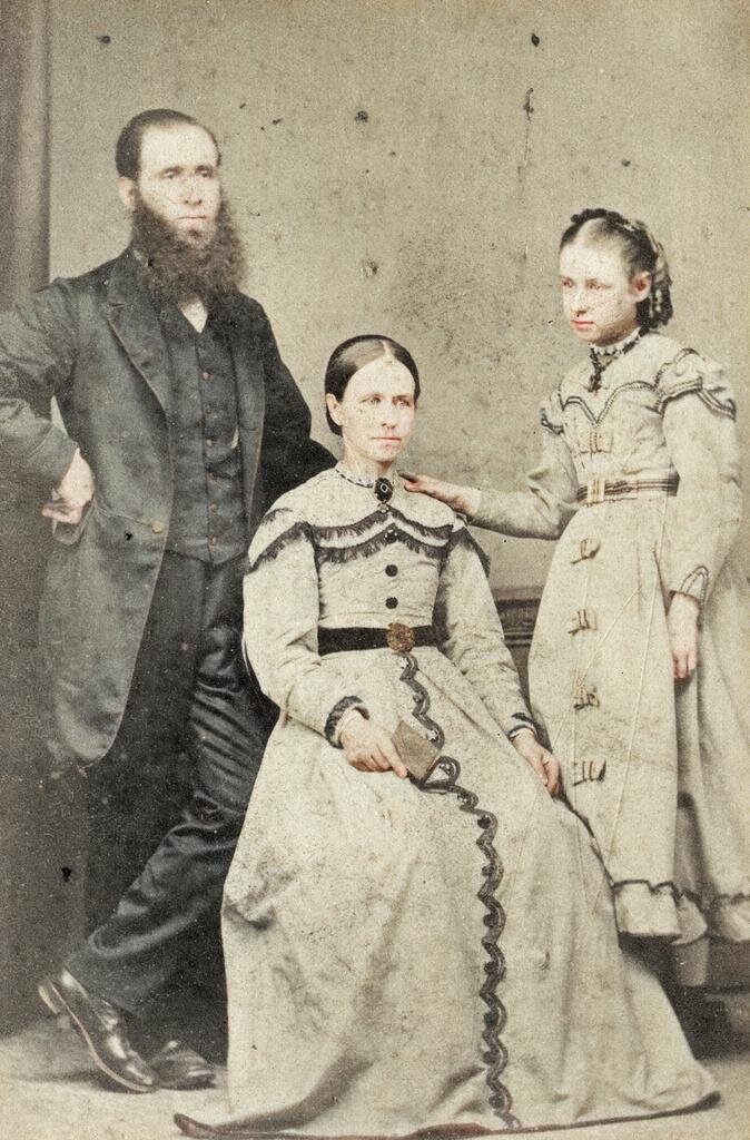 A family in Stonehouse, Plymouth, 1880s, in colour